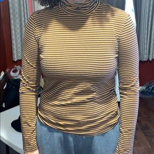 turtleneck
